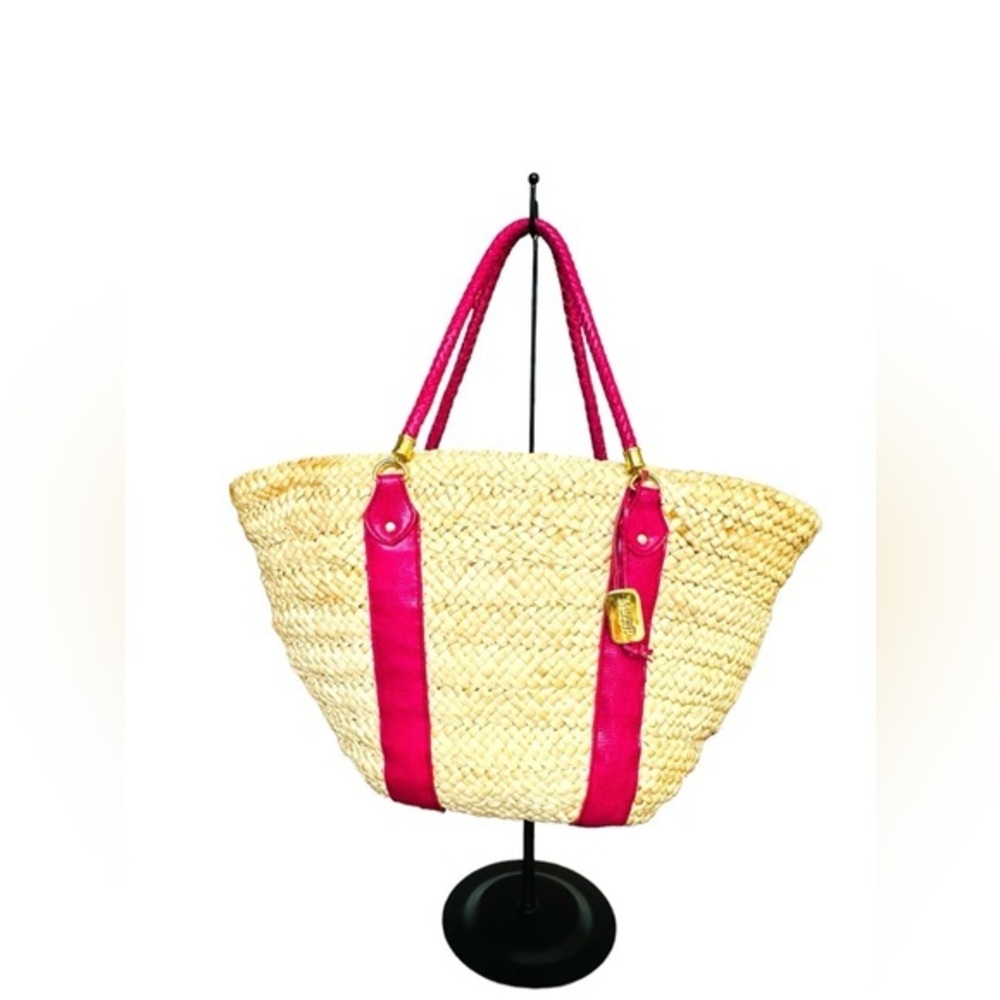MaggiB straw handbag/tote.